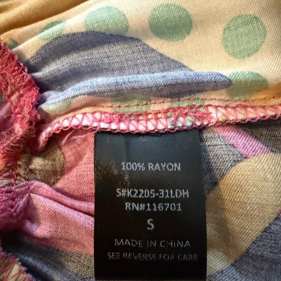 Karlie Short Sleeve V-Neck Floral Dress Women's Size Small NEW Colorful Pockets - Picture 7 of 9